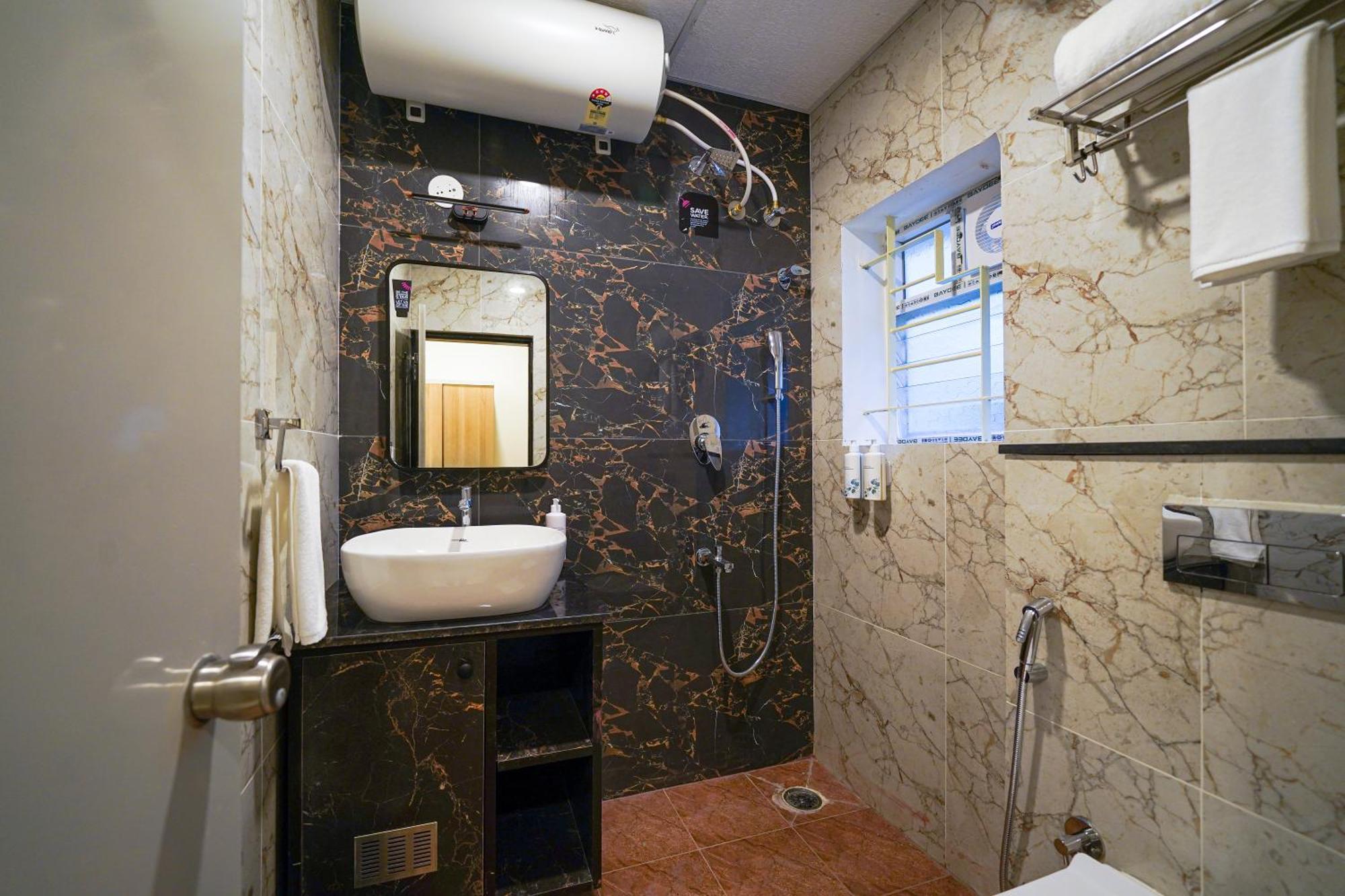 Olive Zip Sanjay Nagar By Embassy Group Hotel Bangalore Bagian luar foto